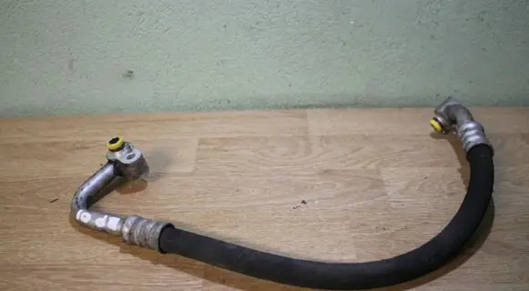 Audi A3 S3 8P Air conditioning (A/C) pipe/hose 1K0820721G