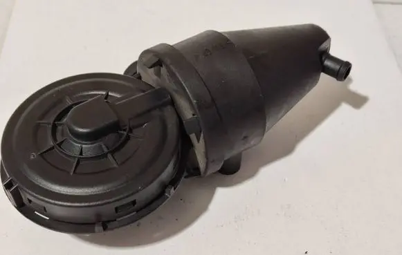 BMW 5 E39 Breather/breather pipe/hose 1703484