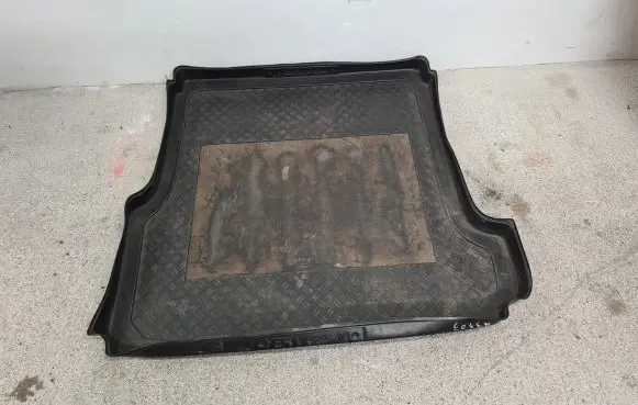 Volkswagen PASSAT B5.5 Rubber trunk/boot mat liner 