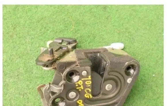 KIA Joice Rear door lock