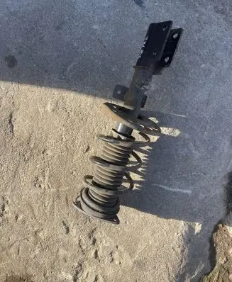 Peugeot 308 Front shock absorber/damper 9844509280