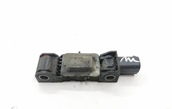 Chrysler 300 - 300C Airbag deployment crash/impact sensor 04896173AA 0394303616