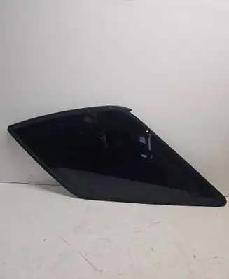 KIA Sorento Rear side window