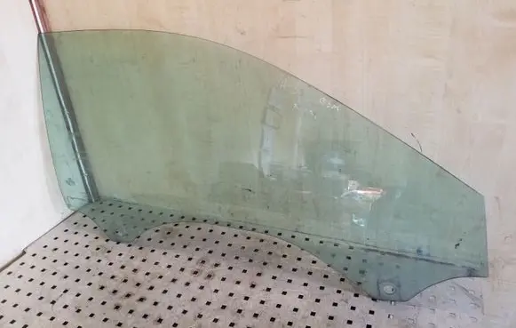 Audi A3 S3 8P Front door window glass four-door 43R001582