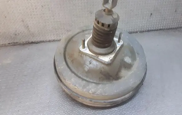 Opel Vivaro Brake booster 8200300847 93852216