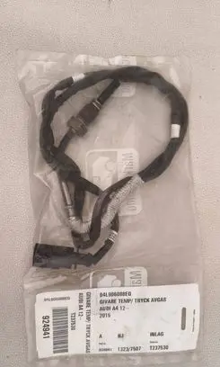 Audi A4 S4 B9 Exhaust gas temperature sensor 04L906088EQ