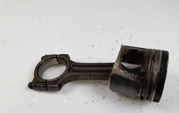 Opel Vivaro Piston with connecting rod