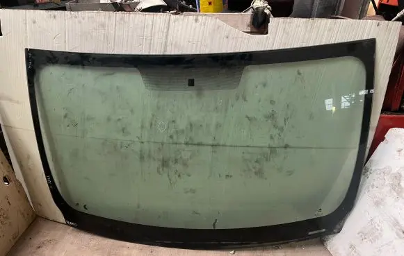 Renault Trafic II (X83) Front windscreen/windshield window 