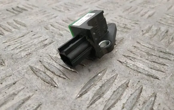 Volkswagen PASSAT B7 Airbag deployment crash/impact sensor 5N0959351B