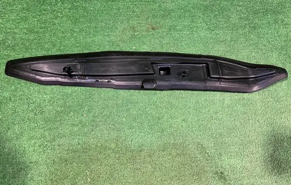 Citroen C3 Picasso Fender end trim 9684100580