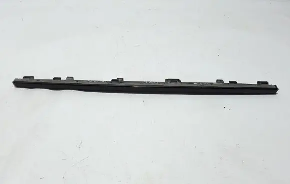 Volvo XC90 Front bumper splitter molding 31383800