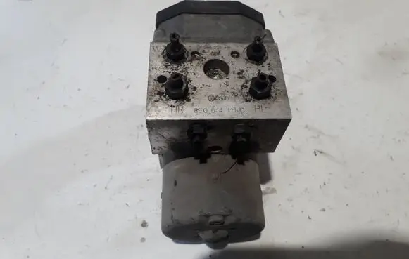 Audi A6 S6 C5 4B ABS Pump 8E0614111C