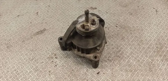 Saab 9-5 Engine mount bracket 