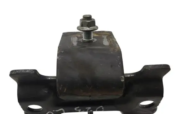 Nissan Navara D23 Engine mount vacuum valve