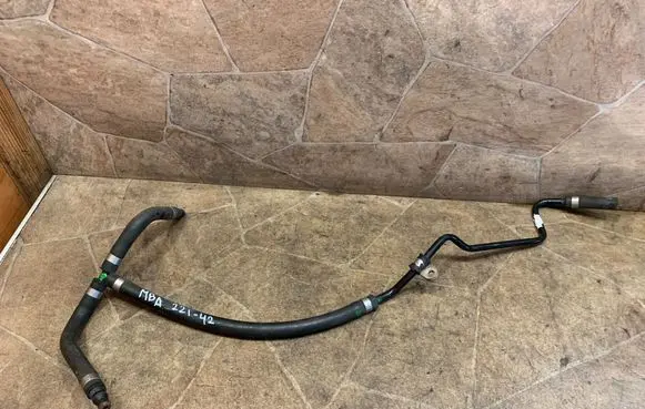 Mercedes-Benz C W204 Air intake hose/pipe A2045011025