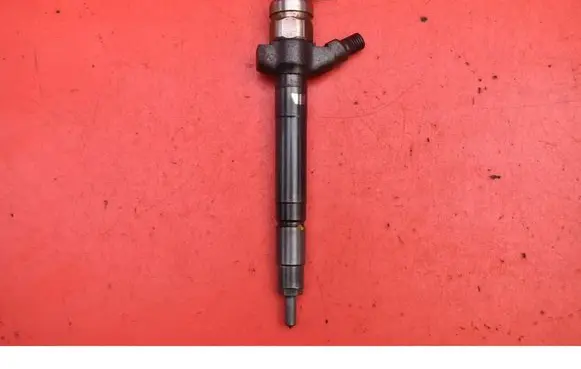 Fuel injector