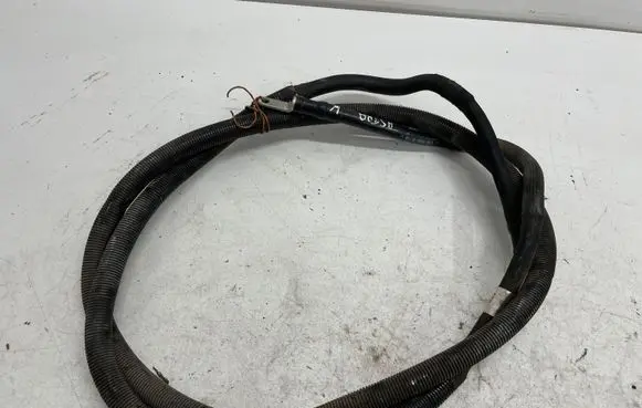 Opel Astra K Positive cable (battery) 39070265