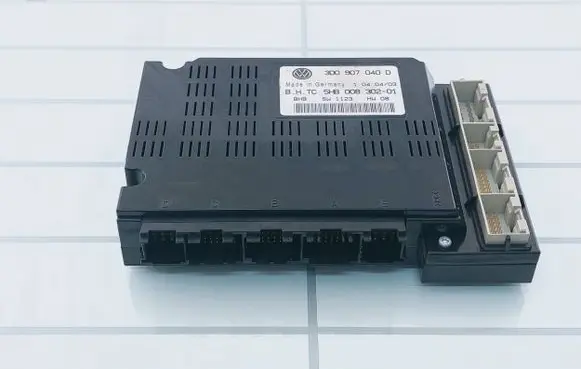 Volkswagen Phaeton Air conditioner control unit module 5HB008302 3D0907040D