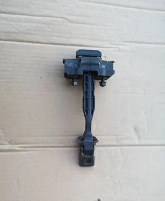 BMW X5 G05 Front door check strap stopper 51217431279 7431279