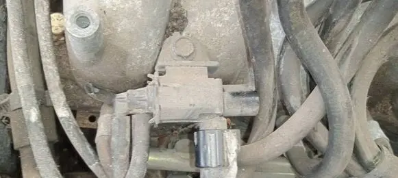 Nissan Quest Turbo solenoid valve K5T46673