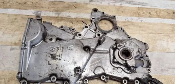 Toyota Prius (NHW20) Timing chain cover 