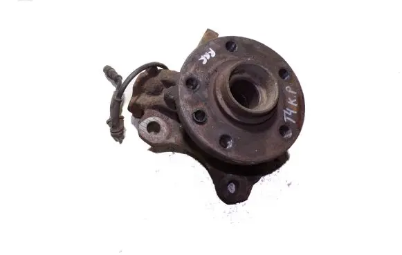 Volkswagen Transporter - Caravelle T4 Front wheel hub