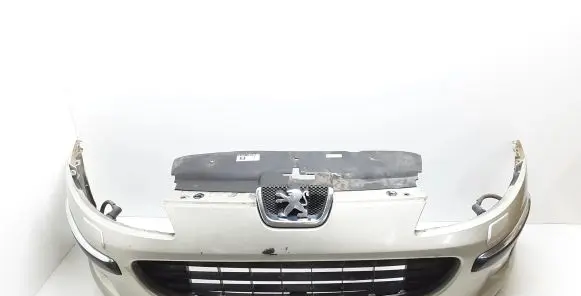 Peugeot 407 Front bumper 9644644377