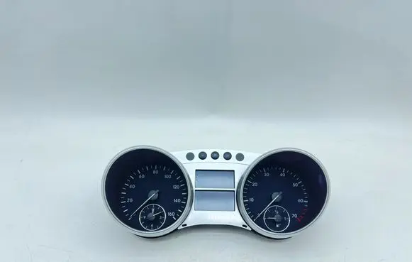 Mercedes-Benz ML W164 Speedometer (instrument cluster) A2515400548 A2515402211 A2514420421