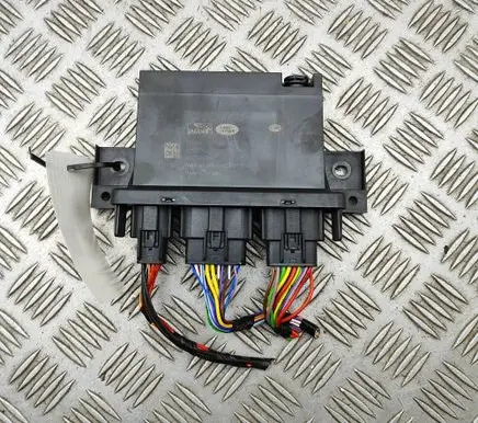 Land Rover Defender Tow bar trailer control unit/module P8BM19H544AC