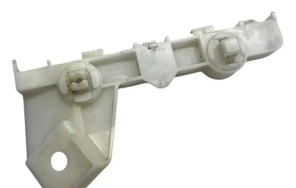 Mitsubishi Space Star Front bumper mounting bracket 6400d316