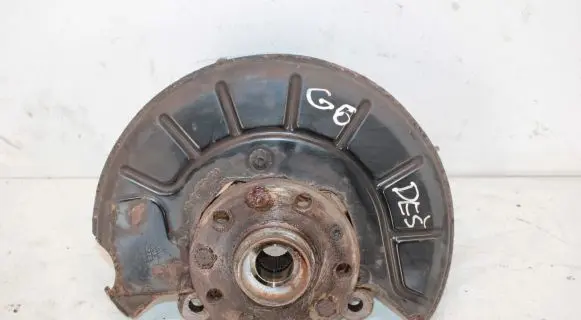 Volkswagen Golf VI Front wheel hub 1K0615312F
