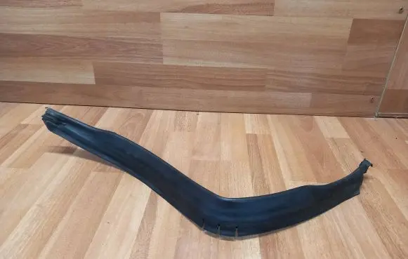 Mercedes-Benz C W204 Engine compartment rubber A2046282798