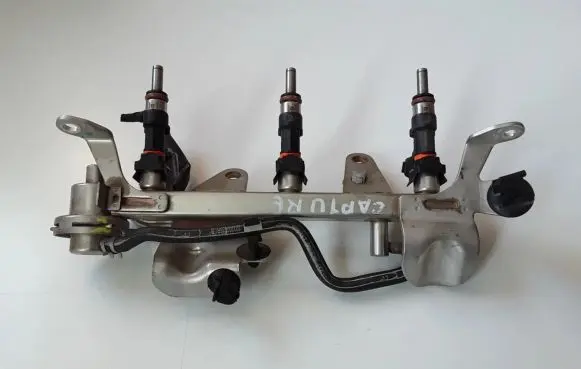 Renault Captur Fuel main line pipe 175201470R