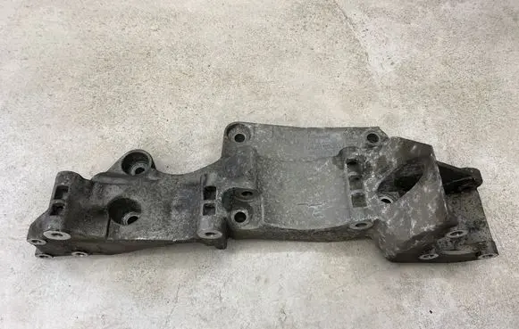 Generator/alternator bracket