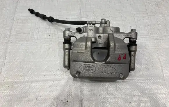 Land Rover Discovery 5 Front brake caliper