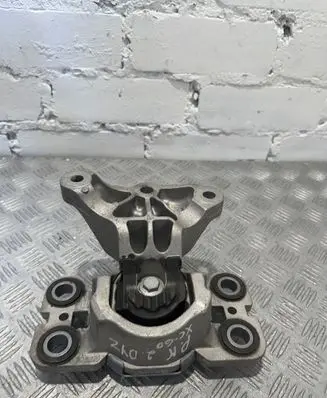 Volvo XC60 Engine mount bracket 31401307