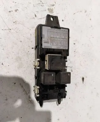 Volvo S40, V40 Fuse module 0602982
