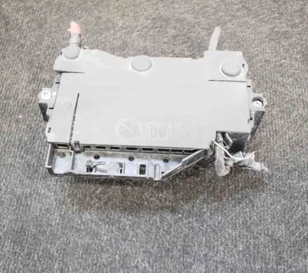Volvo V40 Current control relay 30659192