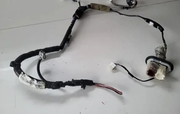 Honda CR-V Front door wiring loom 32751T1EG001