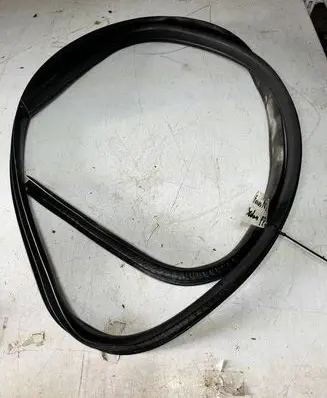 Ford Focus Sliding door rubber seal 