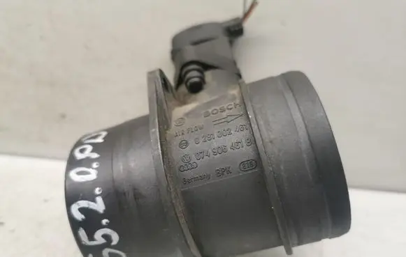 Audi A6 S6 C5 4B Mass air flow meter 0281002461