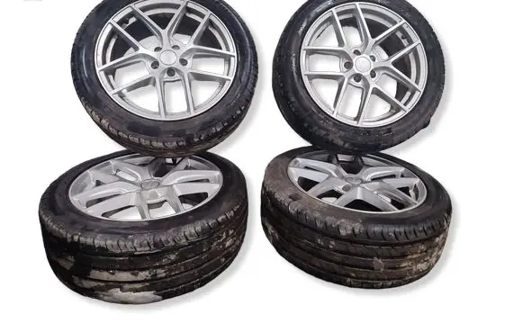 Jaguar XJ X351 R18 alloy rim 