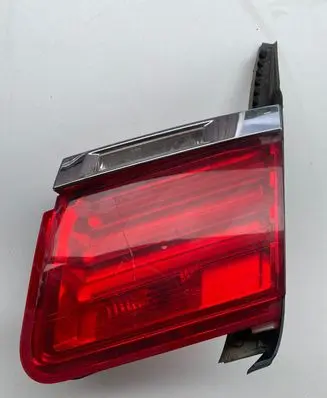 BMW 7 F01 F02 F03 F04 Tailgate rear/tail lights 7182206