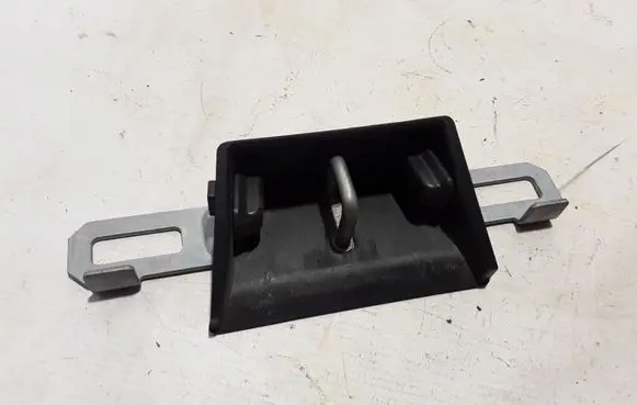 Volvo XC40 Trunk lock loop 31484517