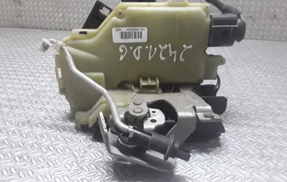 Audi A6 S6 C5 4B Rear door lock 4B0839016H