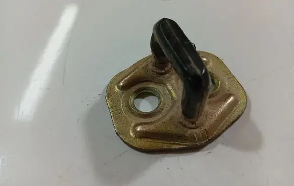 Nissan Almera Tino Rear door lock loop/hook striker 