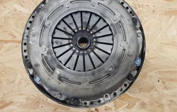 Ford Focus Clutch set kit AV617563CB AV617550C1B 063082001106