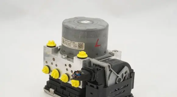 Skoda Karoq ABS Pump 5Q0614517ES