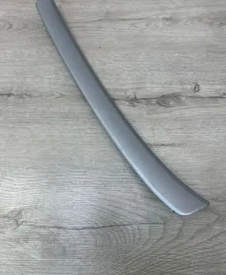 Skoda Octavia Mk2 (1Z) Dashboard glove box trim 1Z1858418
