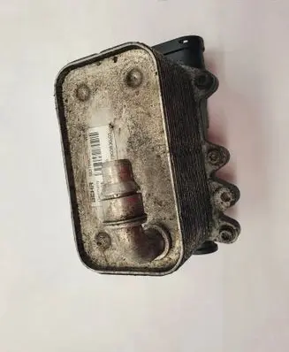 BMW 5 E60 E61 Engine oil radiator 7803830